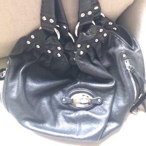 Shoulder handbag